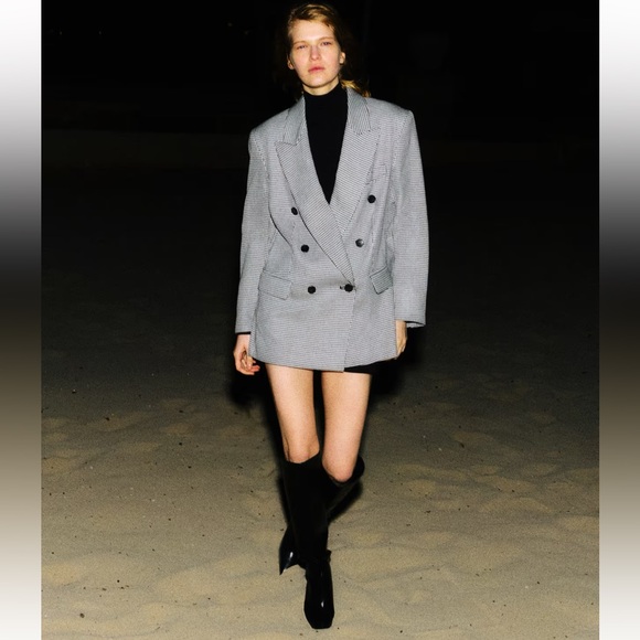 H&M Jackets & Blazers - H&M Black and White Houndstooth Oversized Double Breasted Blazer sz M